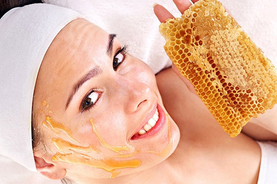  صورة رقم 2 - وصفات طبيعية من العسل.. لتنقية البشرة