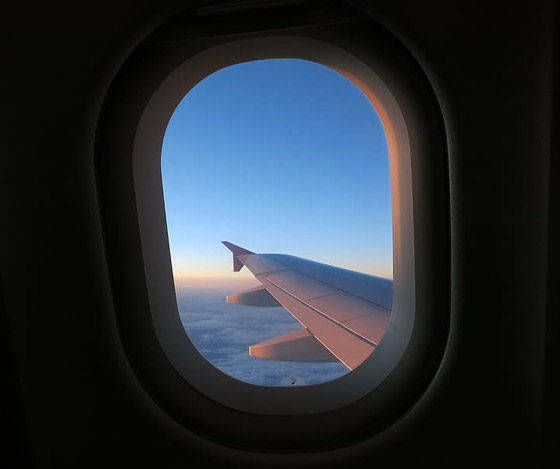  صورة رقم 3 - ثقب في نافذة الطائرة.. ما السبب الذي لا يدركه كثيرون؟