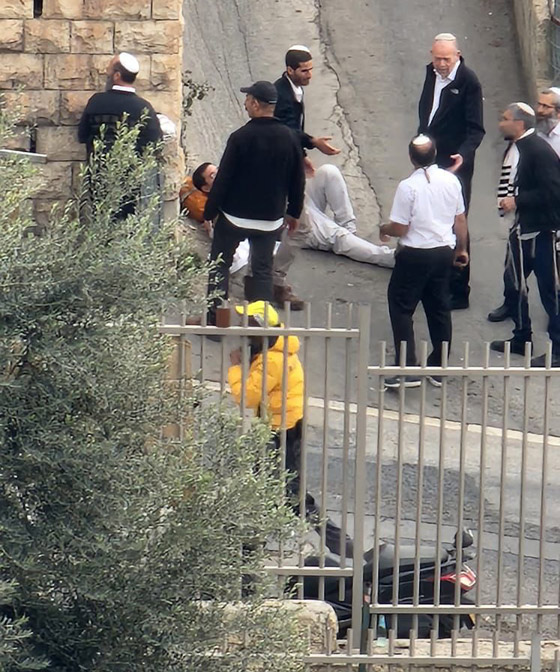 فلسطيني في الـ13 من عمره يصيب مستوطنين بعملية إطلاق نار في القدس صورة رقم 6