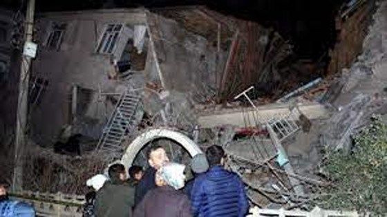 زلزال عنيف يضرب تركيا وسوريا والمنطقة! اكثر من 100 قتيل ومئات الجرحى! فيديوهات وصور صورة رقم 6
