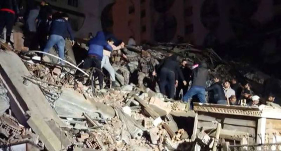 زلزال عنيف يضرب تركيا وسوريا والمنطقة! اكثر من 100 قتيل ومئات الجرحى! فيديوهات وصور صورة رقم 15