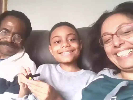 طفل امريكي ينال شهادته الثانوية وعمره 9 سنوات.. فيديو صورة رقم 1