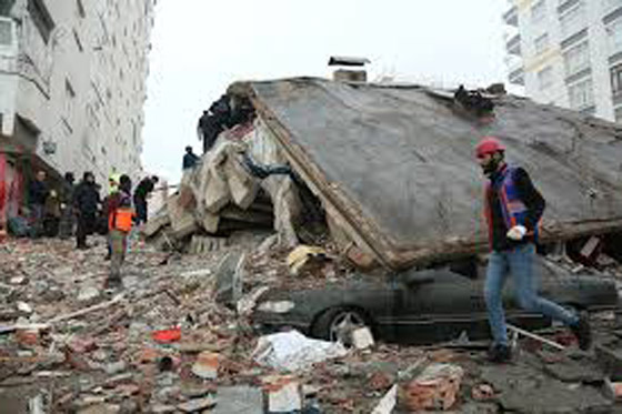  صورة رقم 3 - زلزال ثاني يضرب تركيا وسوريا: أكثر من 1500 قتيل.. دمار هائل ومرعب!