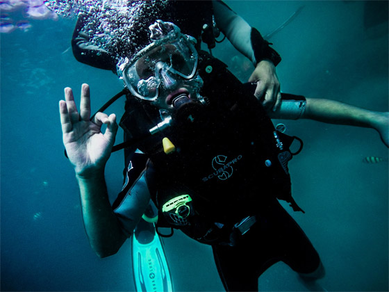  صورة رقم 8 - رجل يخوض تجربة الحياة تحت الماء.. يواصل التحدي حتى اليوم الـ100