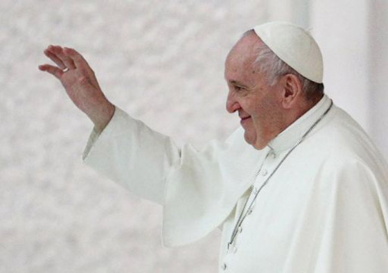  صورة رقم 5 - البابا فرانسيس في المستشفى مصابا بعدوى في الجهاز التنفسي
