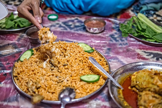  صورة رقم 1 - المنسف بالأردن والزربيان باليمن.. إليكم أطعمة عيد الفطر بالبلدان العربية