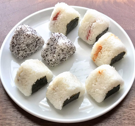  صورة رقم 3 - إليكم طريقة تحضير كرات الأرز اليابانية الشهية والمميزة
