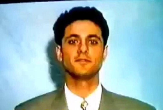  صورة رقم 8 - مفاجأة: أحمد عز كان عارض أزياء وشارك كـ موديل في كليب اصالة قبل 25 عاما! فيديو