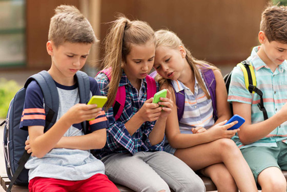  صورة رقم 6 - بلدة أيرلندية تحظر الهواتف الذكية للأطفال.. منعتها حتى بالمدرسة الثانوية