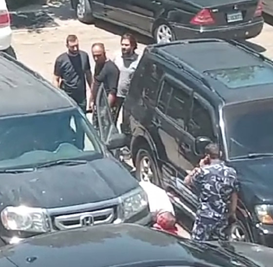  صورة رقم 4 - فيديو: حب من طرف واحد في لبنان ينتهي بقتل المحبوبة وانتحار قاتلها!