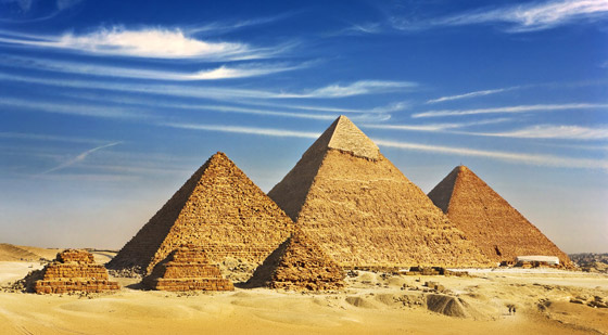  صورة رقم 2 - العبيد لم يبنوا الأهرامات، وكليوباترا لم تكن فائقة الجمال.. 9 معلومات خاطئة عن المصريين القدماء