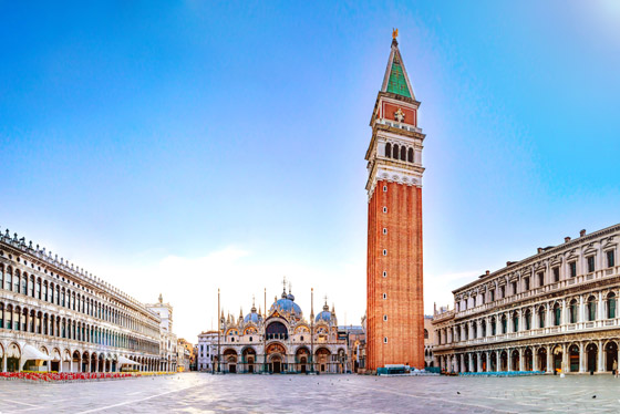  صورة رقم 2 - السياحة في البندقية بإيطاليا غنية بالمعالم والفنون والقنوات المائية.. صور