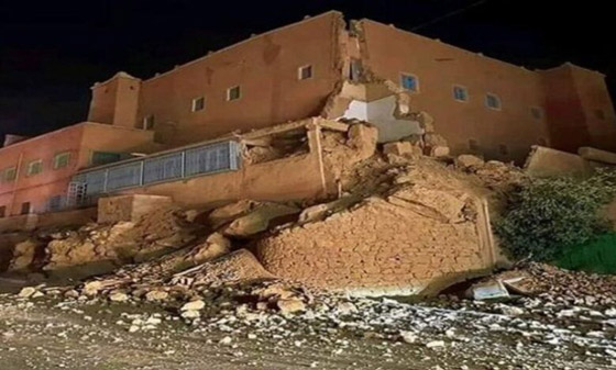  صورة رقم 1 - زلزال عنيف يهز المغرب.. مقتل 700 ومئات الإصابات وعالقون تحت الأنقاض