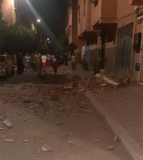  صورة رقم 8 - زلزال عنيف يهز المغرب.. مقتل 700 ومئات الإصابات وعالقون تحت الأنقاض