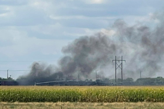  صورة رقم 1 - بالفيديو.. انفجار قطار يحمل مواد سامة في ولاية أمريكية
