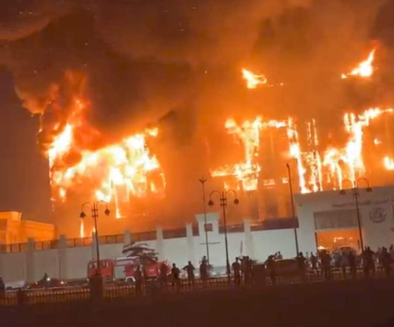  صورة رقم 3 - حريق ضخم يلتهم مديرية أمن الإسماعيلية بمصر.. انهيار المبنى وعشرات الإصابات