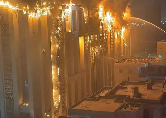  صورة رقم 15 - حريق ضخم يلتهم مديرية أمن الإسماعيلية بمصر.. انهيار المبنى وعشرات الإصابات