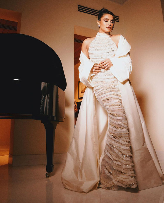  صورة رقم 1 - صور: بريانكا شوبرا تتألق بفستان من ابداع مصمم الأزياء اللبناني طوني ورد