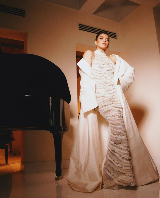  صورة رقم 3 - صور: بريانكا شوبرا تتألق بفستان من ابداع مصمم الأزياء اللبناني طوني ورد