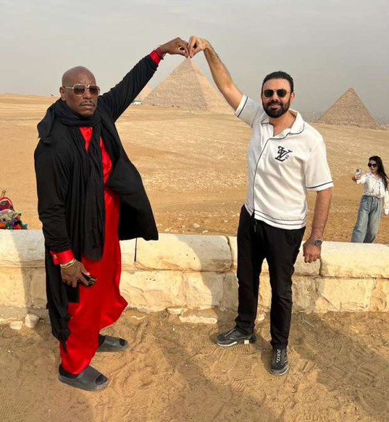 نجوم عالميون زاروا مصر حديثا آخرهم جيبسون.. فيديو توم هانكس يتناول الملوخية! صورة رقم 1