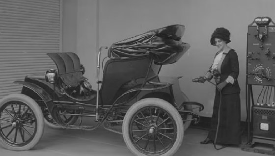 قصة سيارة كهربائية سبقت ظهور (تسلا) بـ112 عاما.. صور صورة رقم 1