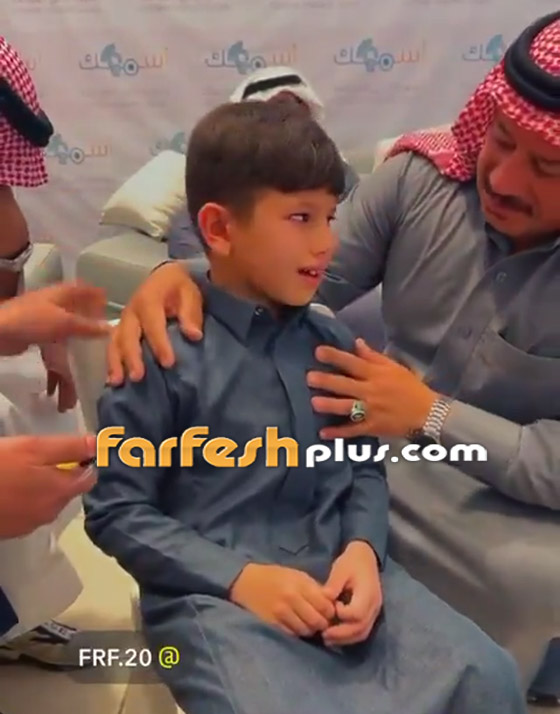 فيديو مؤثر: لحظة سماع طفل سعودي لأول مرة في حياته صورة رقم 8