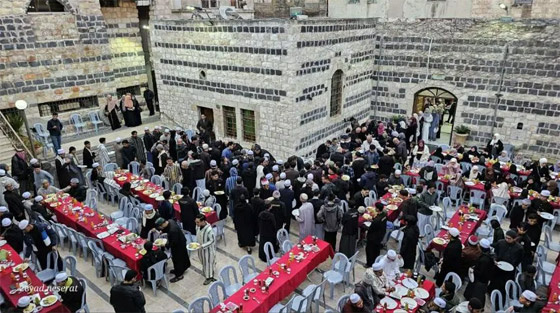 عائلة أردنية تقدم إفطارا رمضانيا للمغتربين منذ 20 عاما.. صور صورة رقم 4