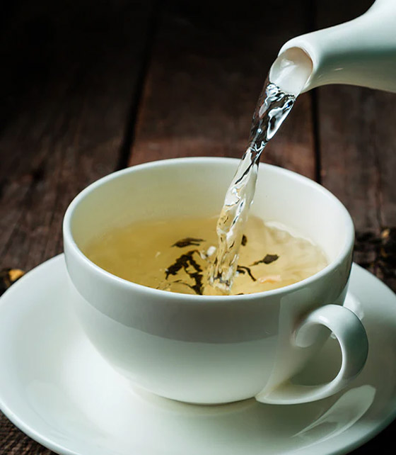 10 فوائد صحية رائعة للشاي الأبيض.. يكافح السمنة والشيخوخة صورة رقم 8