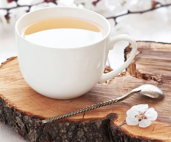 10 فوائد صحية رائعة للشاي الأبيض.. يكافح السمنة والشيخوخة صورة رقم 4
