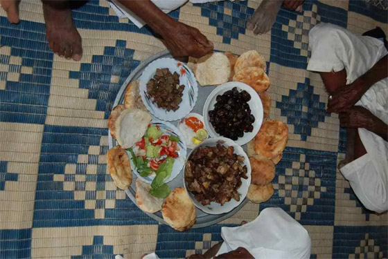 (وليمة الموتى).. عادة سودانية غريبة في كل رمضان صورة رقم 4