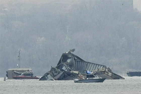 بالصور: تداعيات كارثة انهيار جسر بالتيمور صورة رقم 5