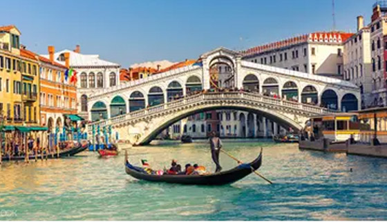لماذا لا تتأثر أساسات البيوت وجدرانها في مدينة البندقية الإيطالية بسبب ملامستها الدائمة للمياه؟ صورة رقم 2