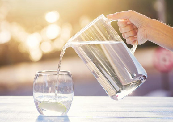 لمنع جفاف الجسم.. 6 طرق لزيادة استهلاك كمية الماء اليومية صورة رقم 6