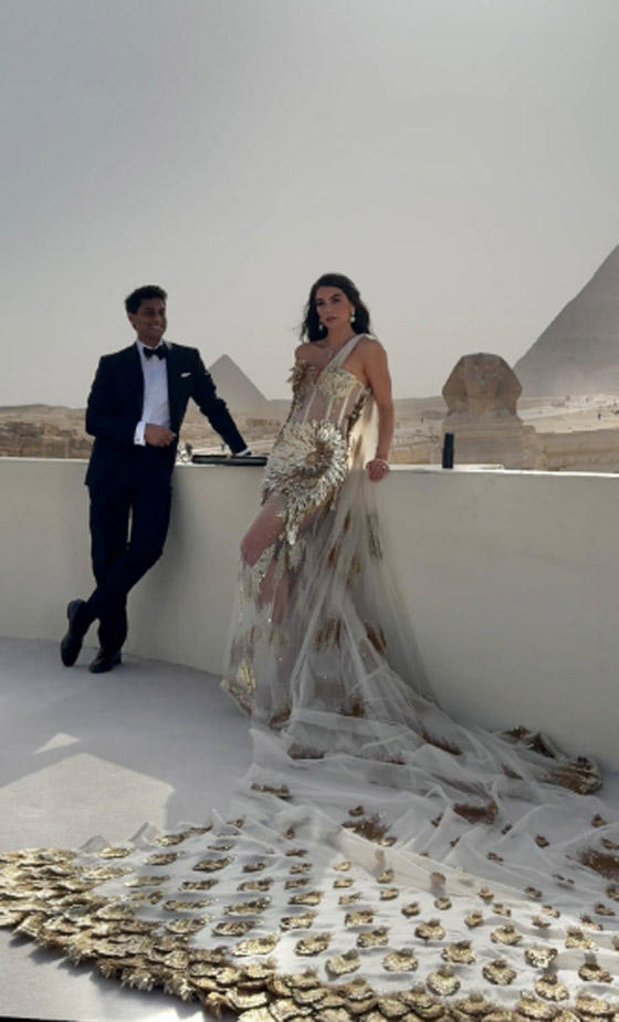 فيديو وصور: زفاف أسطوري لملياردير هندي وعارضة أزياء شهيرة في احضان الاهرامات   صورة رقم 1