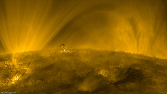 فيديو مدهش: رصد مشهد غريب على سطح الشمس صورة رقم 2
