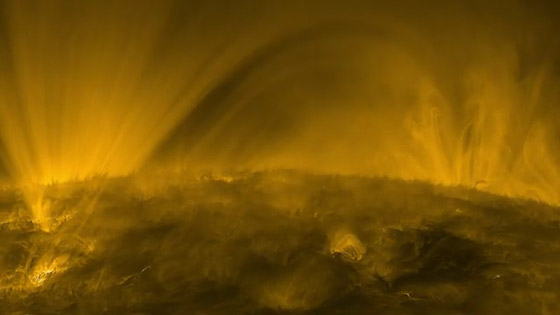 فيديو مدهش: رصد مشهد غريب على سطح الشمس صورة رقم 4