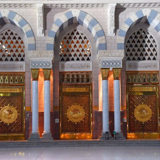 أغلق باب بعد تحويل القبلة.. هكذا تطورت أبواب المسجد النبوي من 3 إلى 100 صورة رقم 4