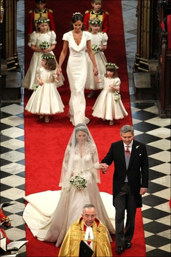 فرفش ينقل حفل الزفاف الملكي بالفيديو والصور!!   صورة رقم 11