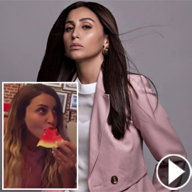 فيديو: دينا الشربيني تأكل البطيخ وتقول: أنا عاملة دايت إسلامي، باكل  ..