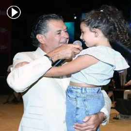 بالفيديو: ما هي قصة الطفلة الأردنية ليان مع النجم راغب علامة؟