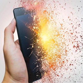 انفجار الهاتف الذكي ممكنا.. ما هي العلامات التحذيرية قبل وقوع الكارثة؟