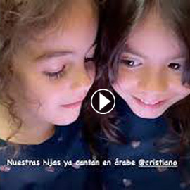 جورجينا رودريغيز شريكة رونالدو تشارك فيديو لطفلتيها وهما تتحدثان  ..