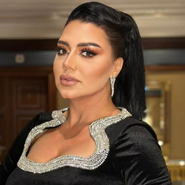 رانيا يوسف: أنا أكبر من أحمد الفيشاوي بـ3 أو 4 سنين مش قصة يعني! فيديو