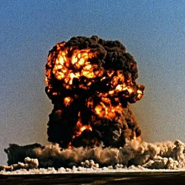 وسط ذهول أميركي سوفييتي.. فجرت الصين أولى قنابلها النووية