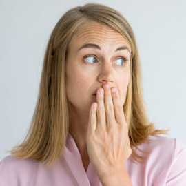 5 مذاقات غريبة في فمك يمكن أن تشير إلى مشاكل صحية متعددة