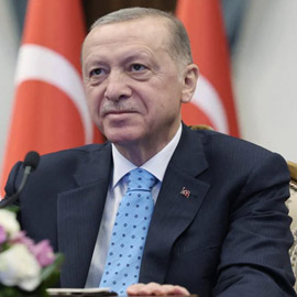 رحلة أردوغان من بائع للكعك إلى سدة الحكم في تركيا