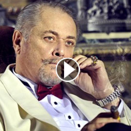 أصعب الأيام بحياة محمود عبد العزيز قبل الشهرة: باع جرائد ونام على  ..