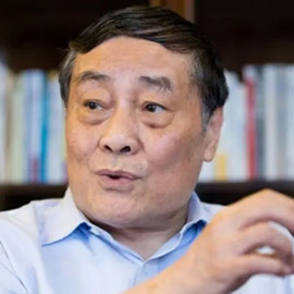 وفاة زونغ تشينغهو أحد أغنى رجال الأعمال الصينيين.. كان ينام تحت جسر