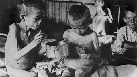 بعد الحرب العالمية.. تسبب السوفيت بمجاعة قتلت 300 ألف أوكراني