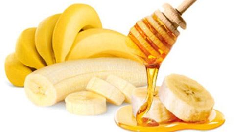 تعرفوا على فوائد الموز والعسل لعلاج فقر الدم